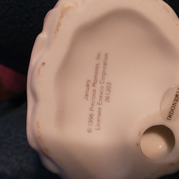 VTG Precious Moments figurines - Picture 7 of 7